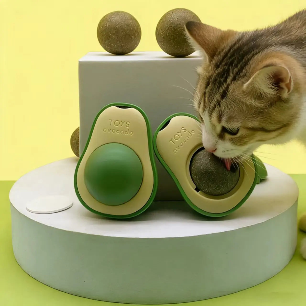 Wall-Mounted Avocado Catnip Toy for Kittens - Interactive Multi-Tier Track for Dental Care and Stress Relief